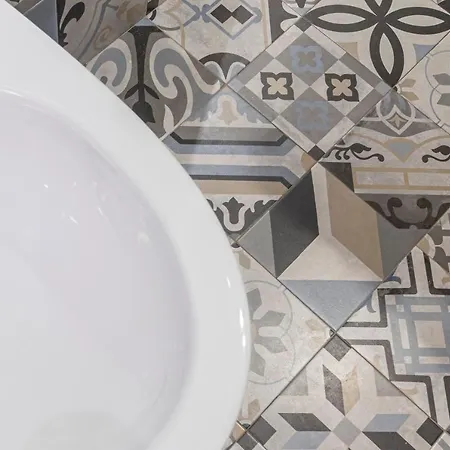 Lovely Guest-room With Private Bathroom