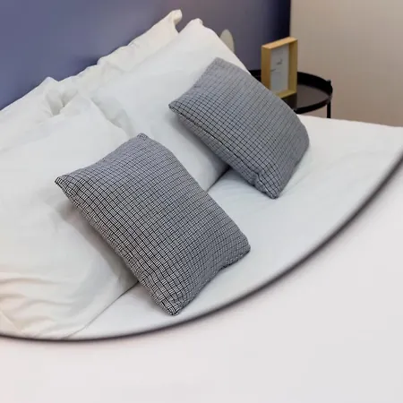 Lägenhet Lovely Guest-room With Private Bathroom *