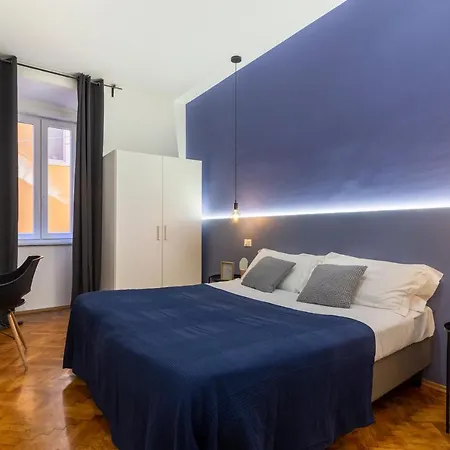 Lovely Guest-room With Private Bathroom
