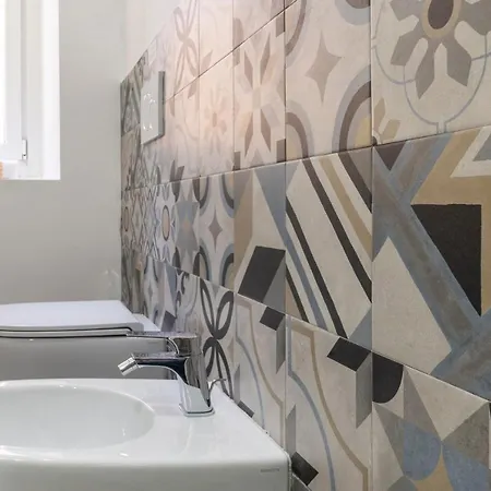 Apartamento Lovely Guest-room With Private Bathroom *